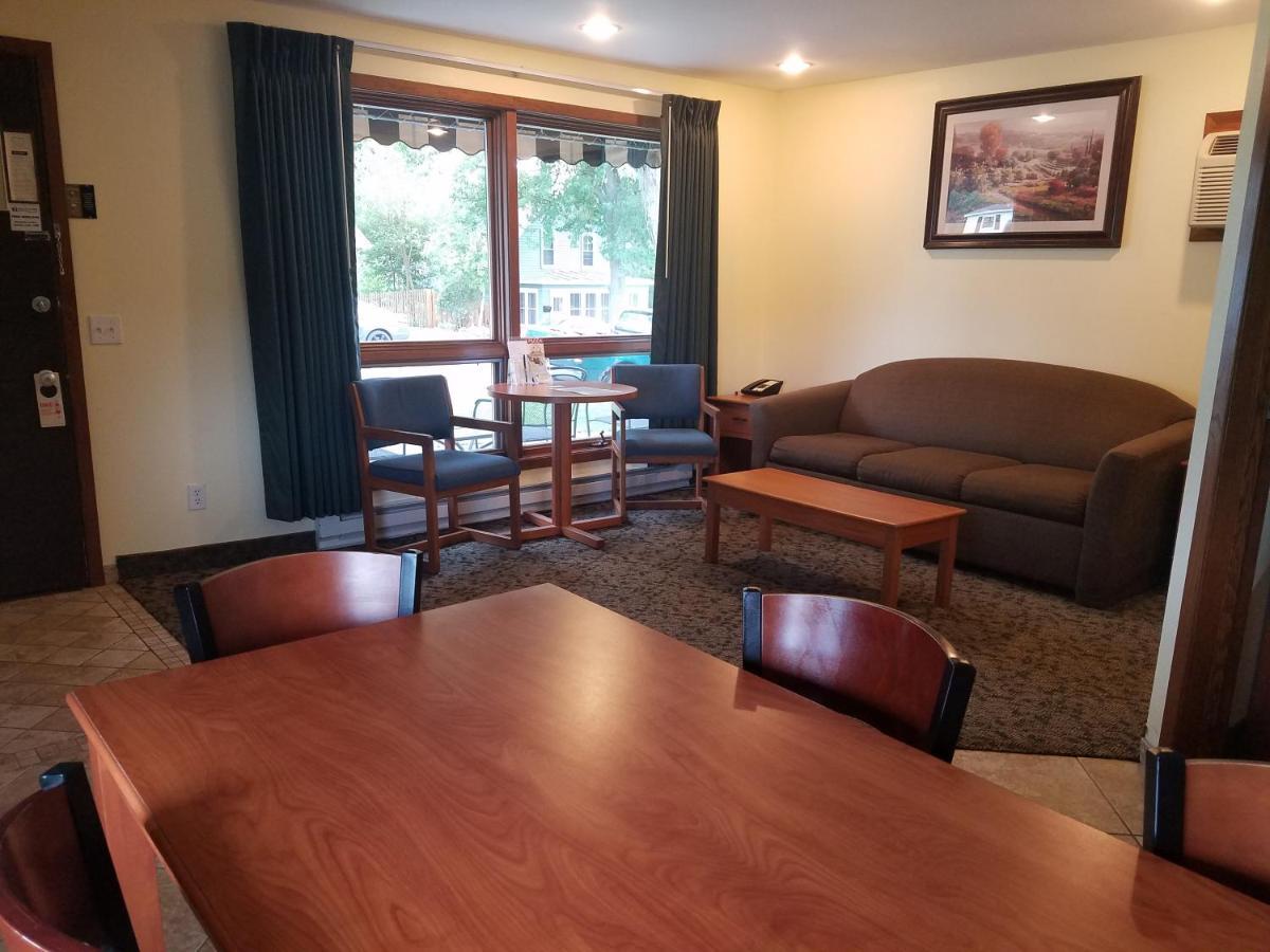 Black Hawk Motel & Suites Wisconsin Dells Luaran gambar
